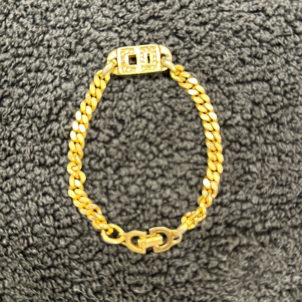 Authentic Christian Dior gold/crystal bracelet 🔥